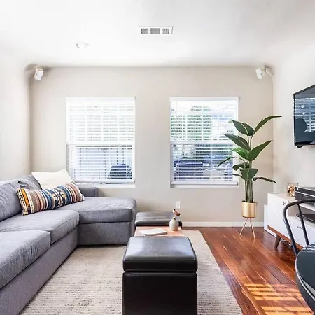 Charming Mid-Century Craftsman, Hot Tub With Serene Yard